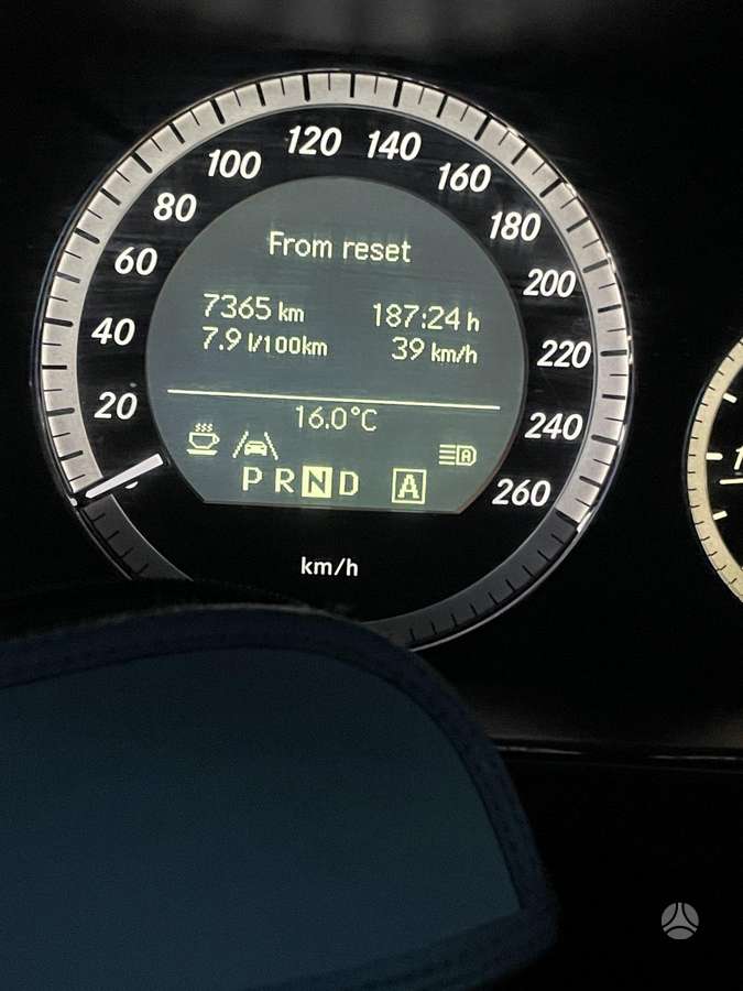 Mercedes-Benz E200, 2.1 l., Универсал