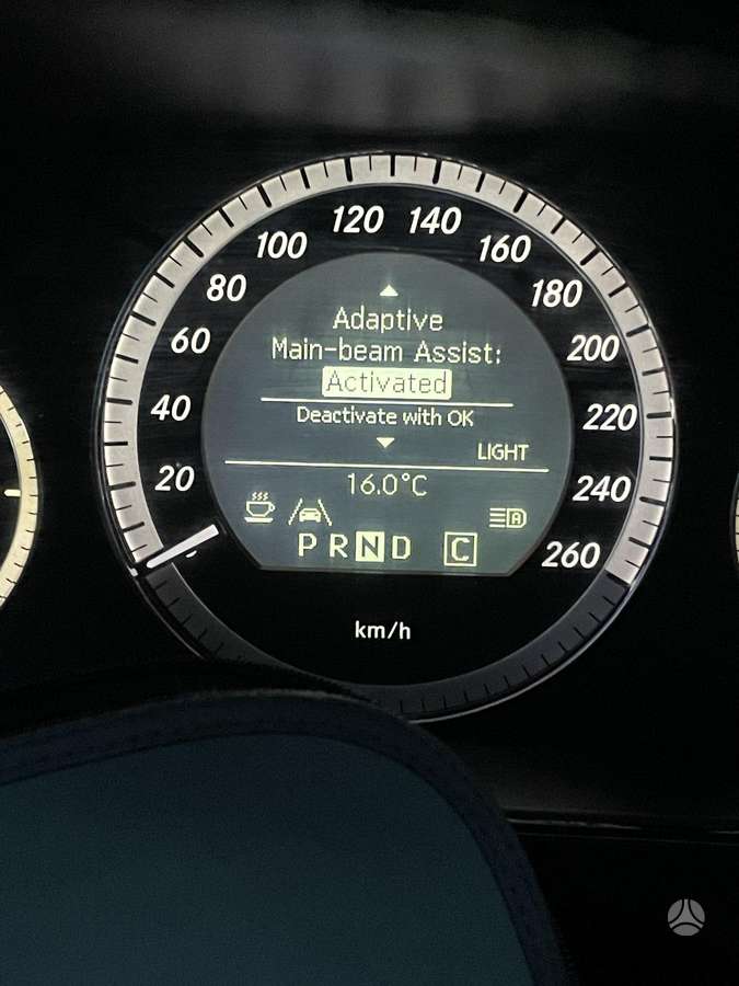 Mercedes-Benz E200, 2.1 l., Универсал