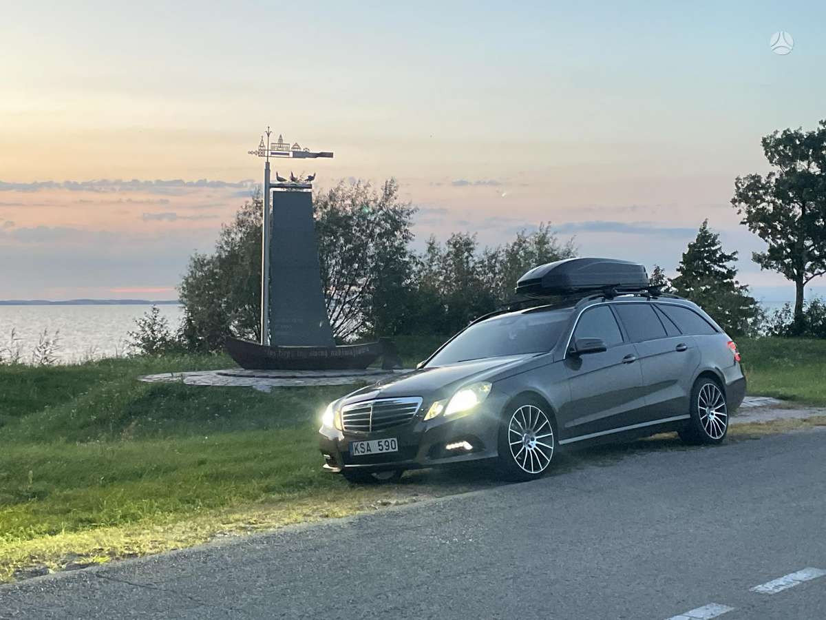 Mercedes-Benz E200, 2.1 l., Универсал