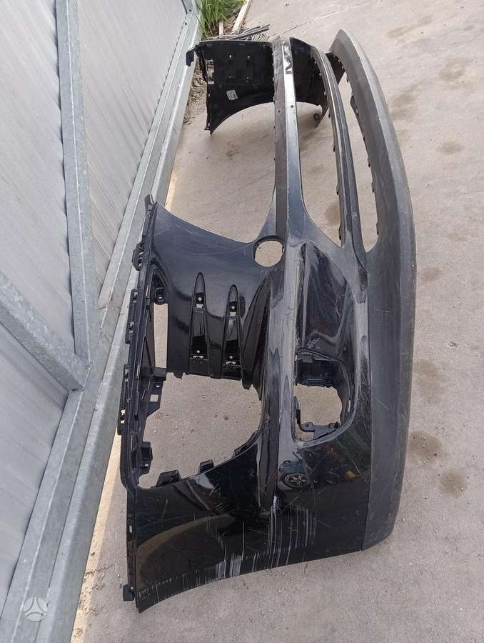 Porsche Macan body parts
