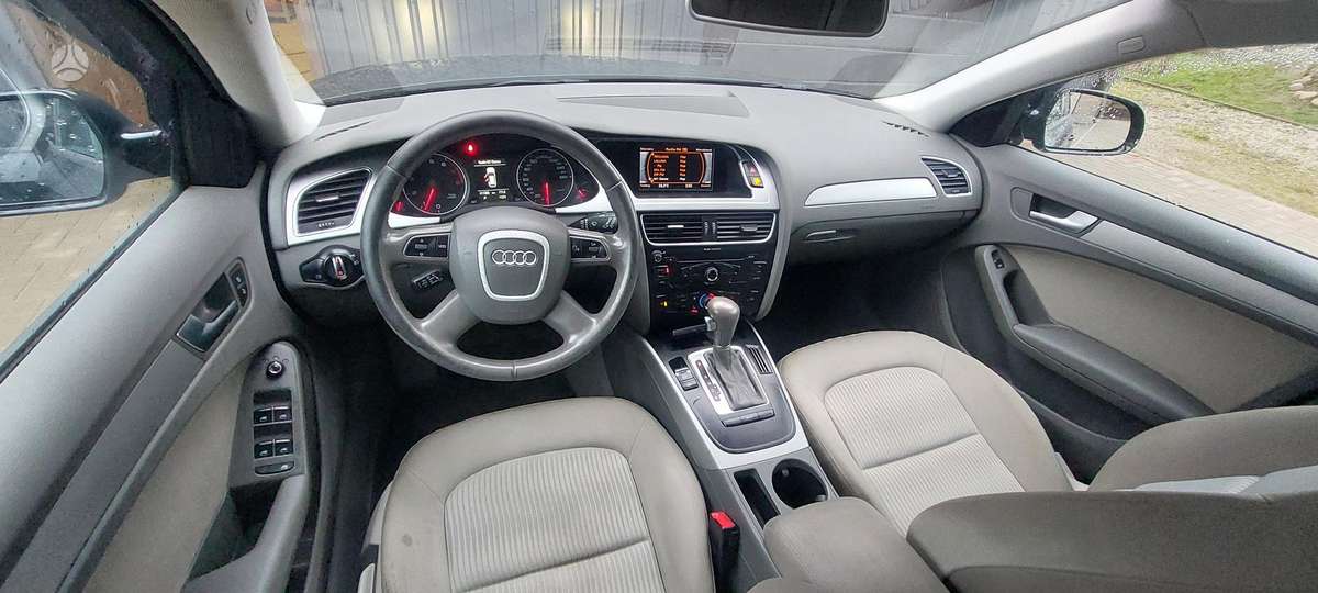 Audi A4, 1.8 l., Универсал