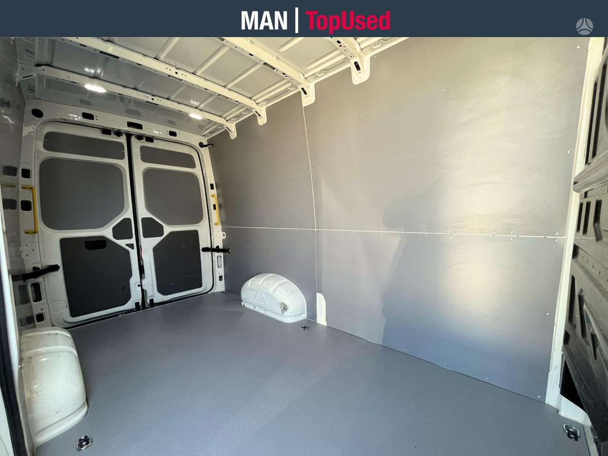 MAN TGE, cargo van