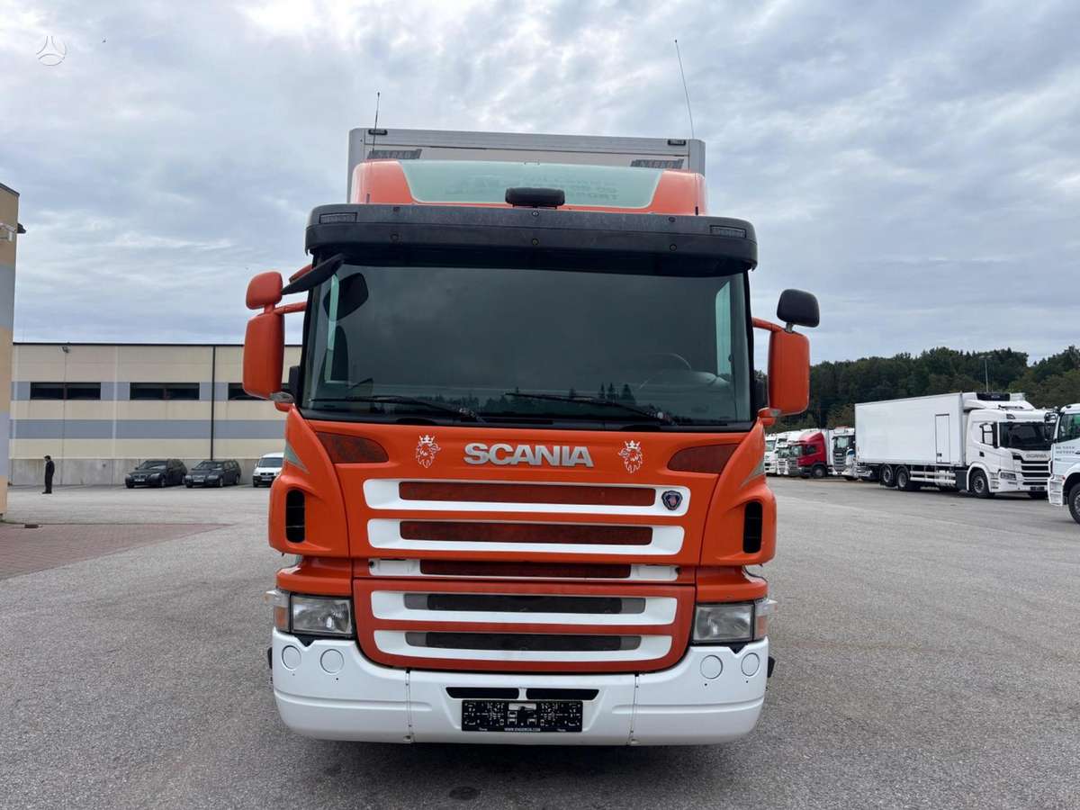Scania P230, kietašoniai