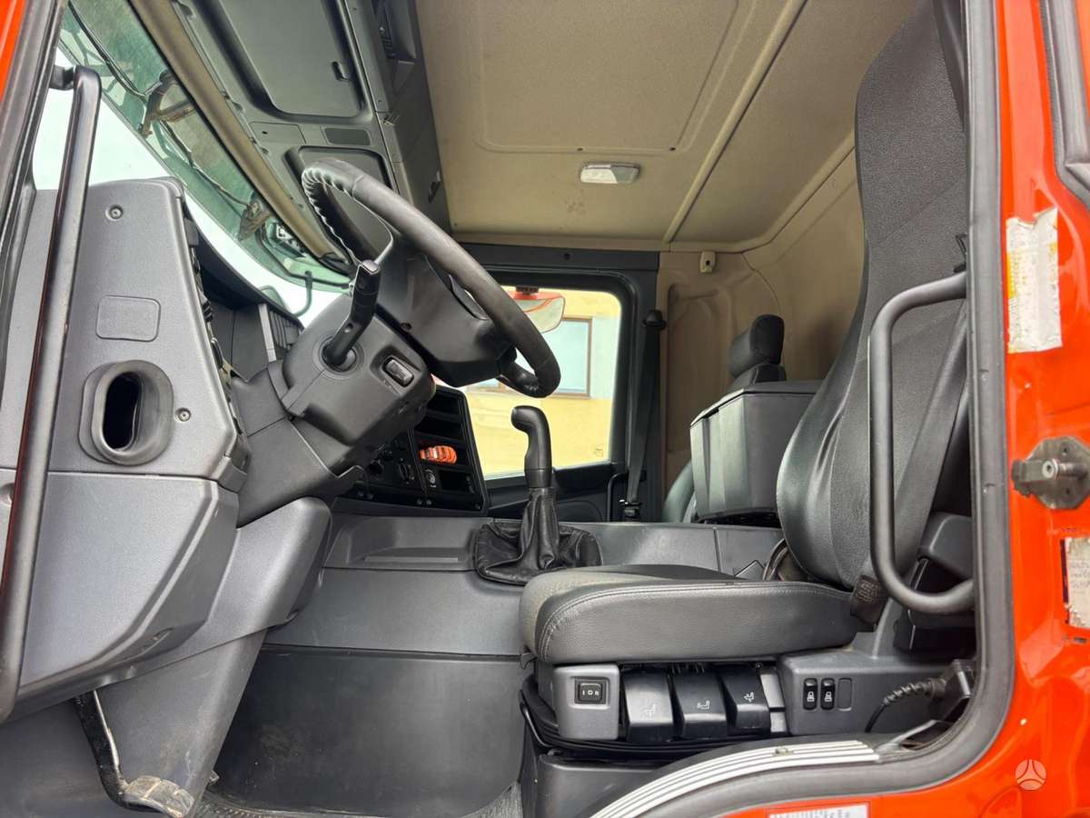 Scania P230, box trucks / box vans