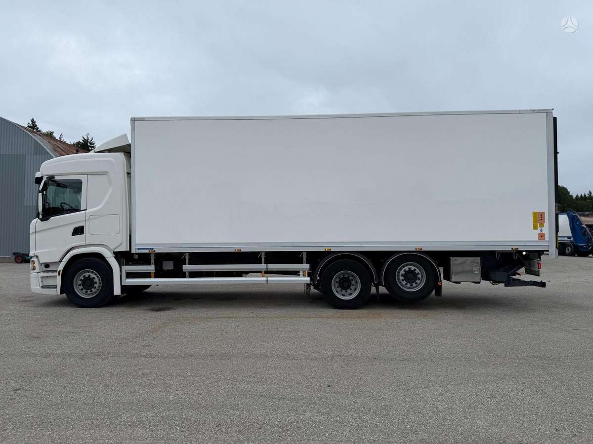 Scania G450, šaldytuvai