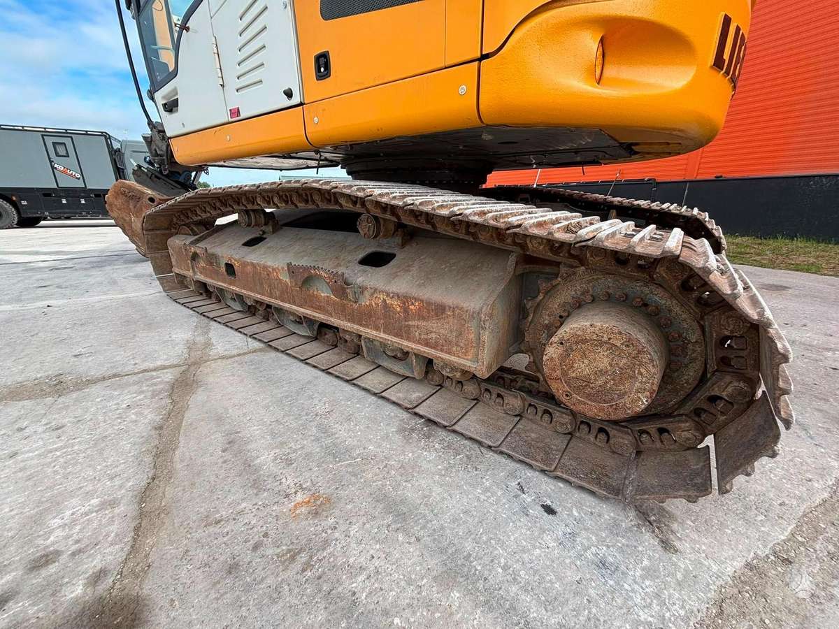Liebherr R 920 Compact, ekskavatoriai