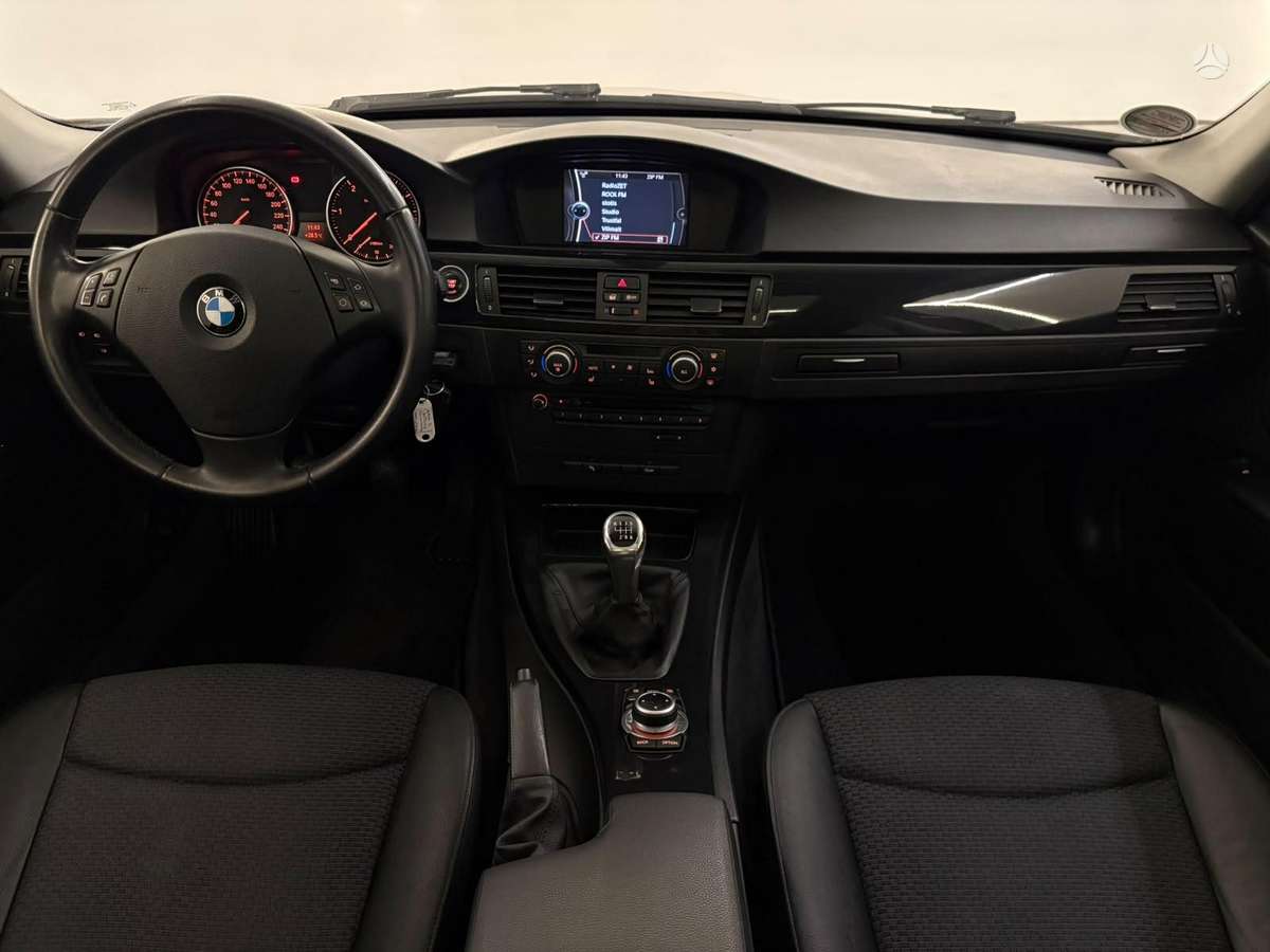 BMW 320, 2.0 l., wagon