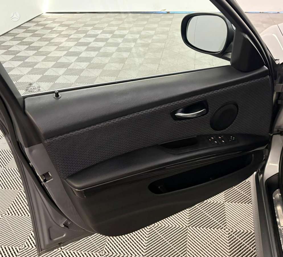 BMW 320, 2.0 l., Универсал
