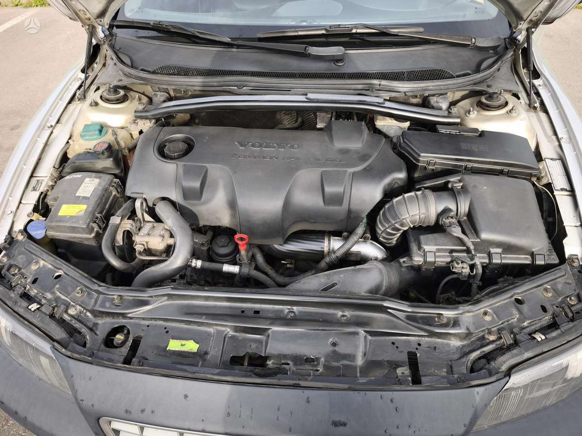 Volvo XC70, 2.4 l., wagon