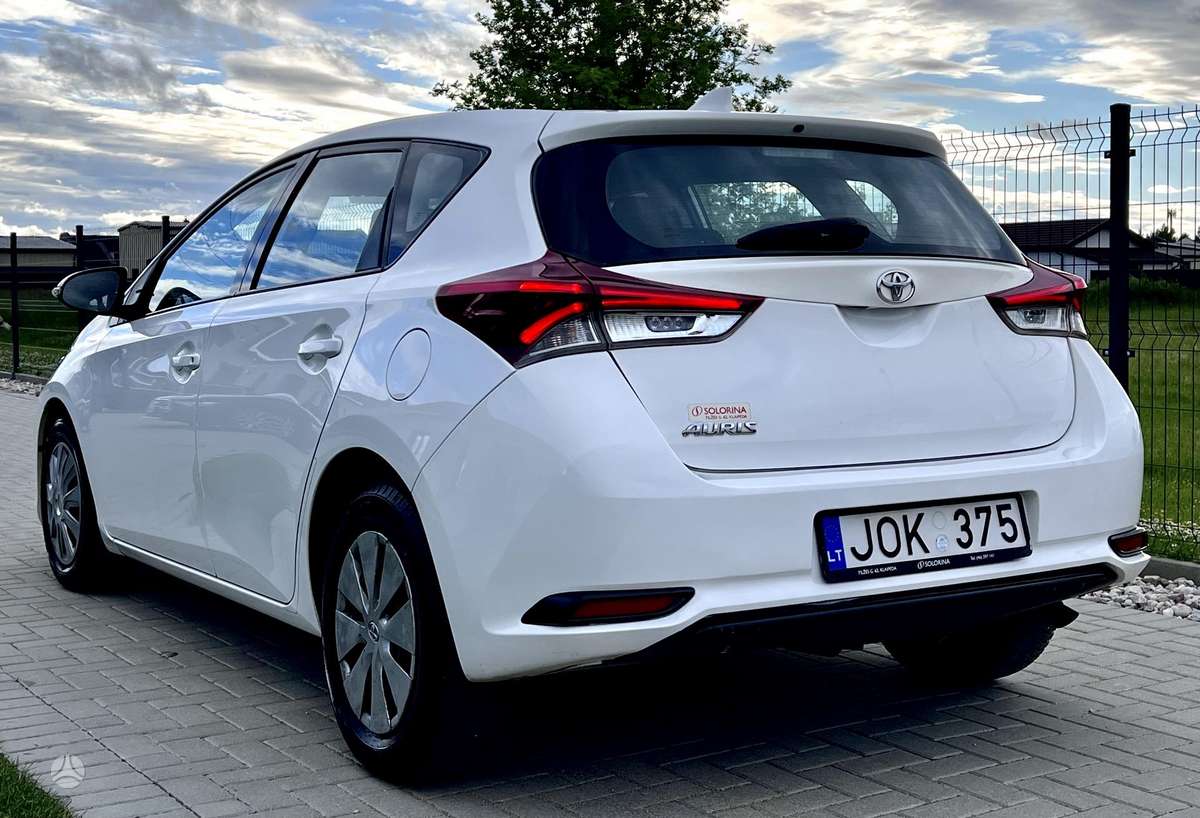 Toyota Auris, 1.3 l., hatchback