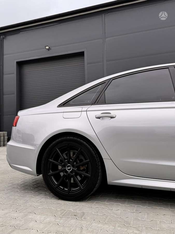 Audi A6, 3.0 l., Седан