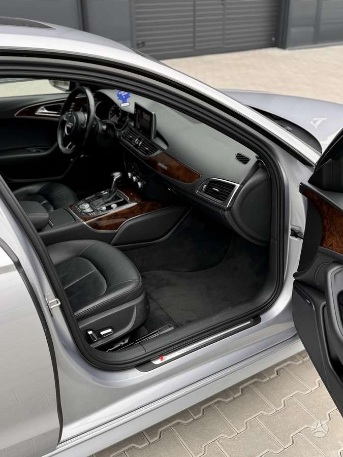Audi A6, 3.0 l., Седан