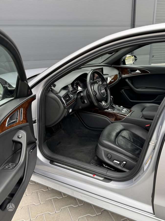 Audi A6, 3.0 l., Седан
