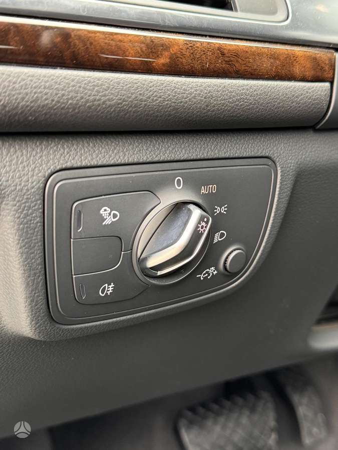 Audi A6, 3.0 l., Седан