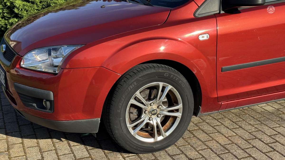 Ford Focus, 1.6 l., Седан