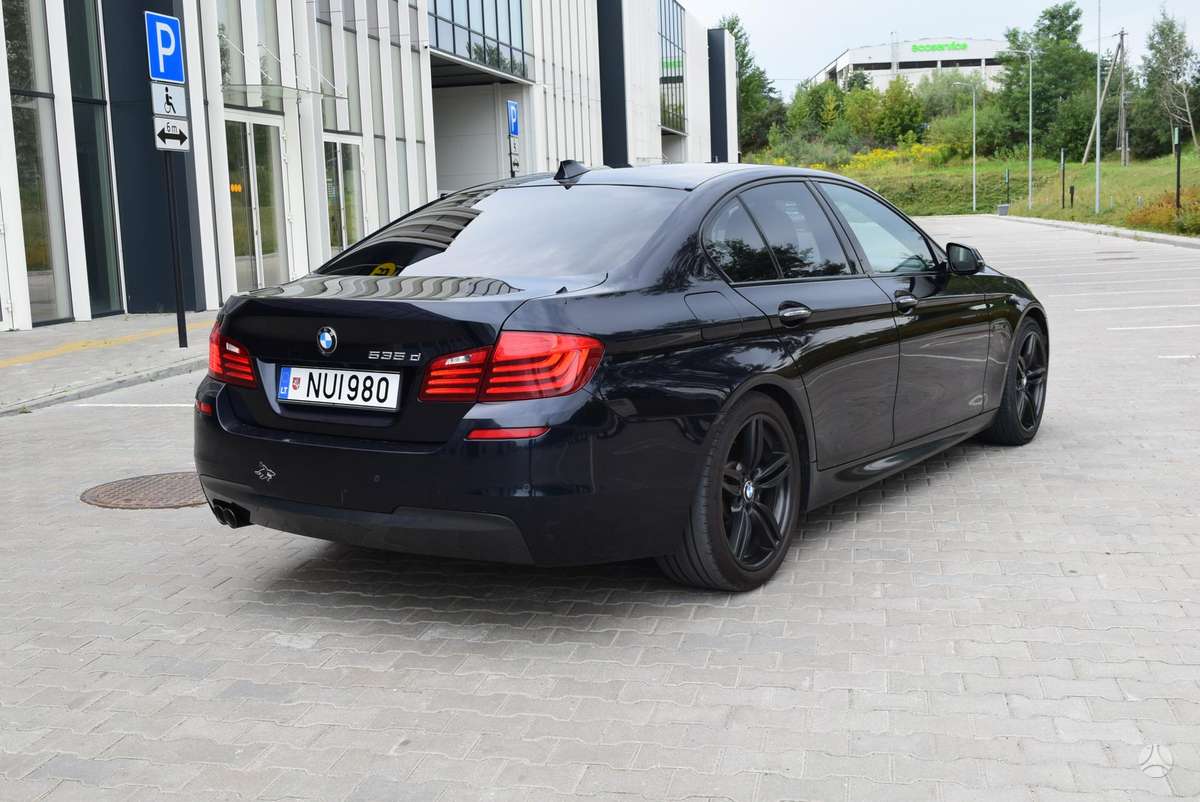 BMW 535, 3.0 l., Седан