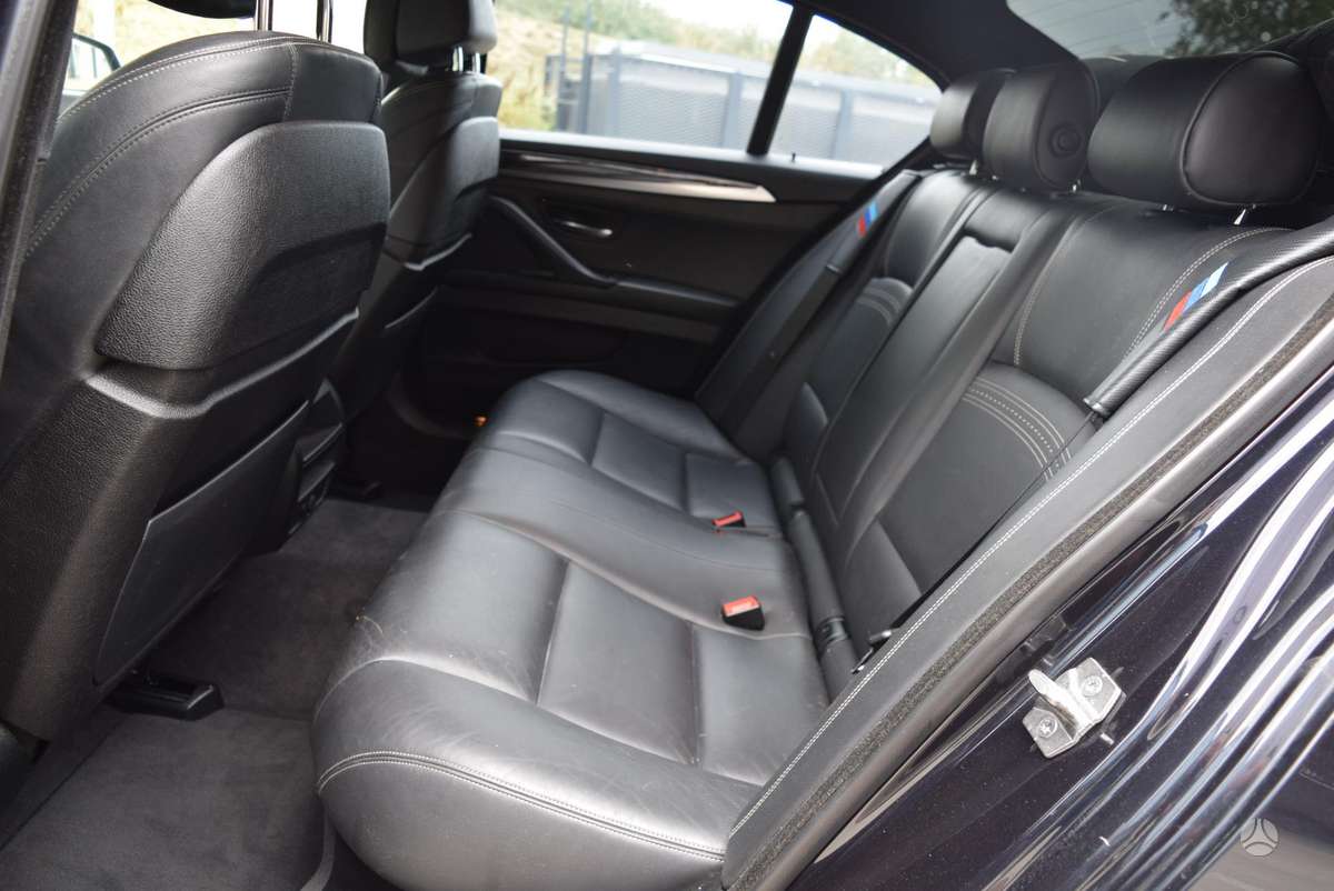 BMW 535, 3.0 l., Седан
