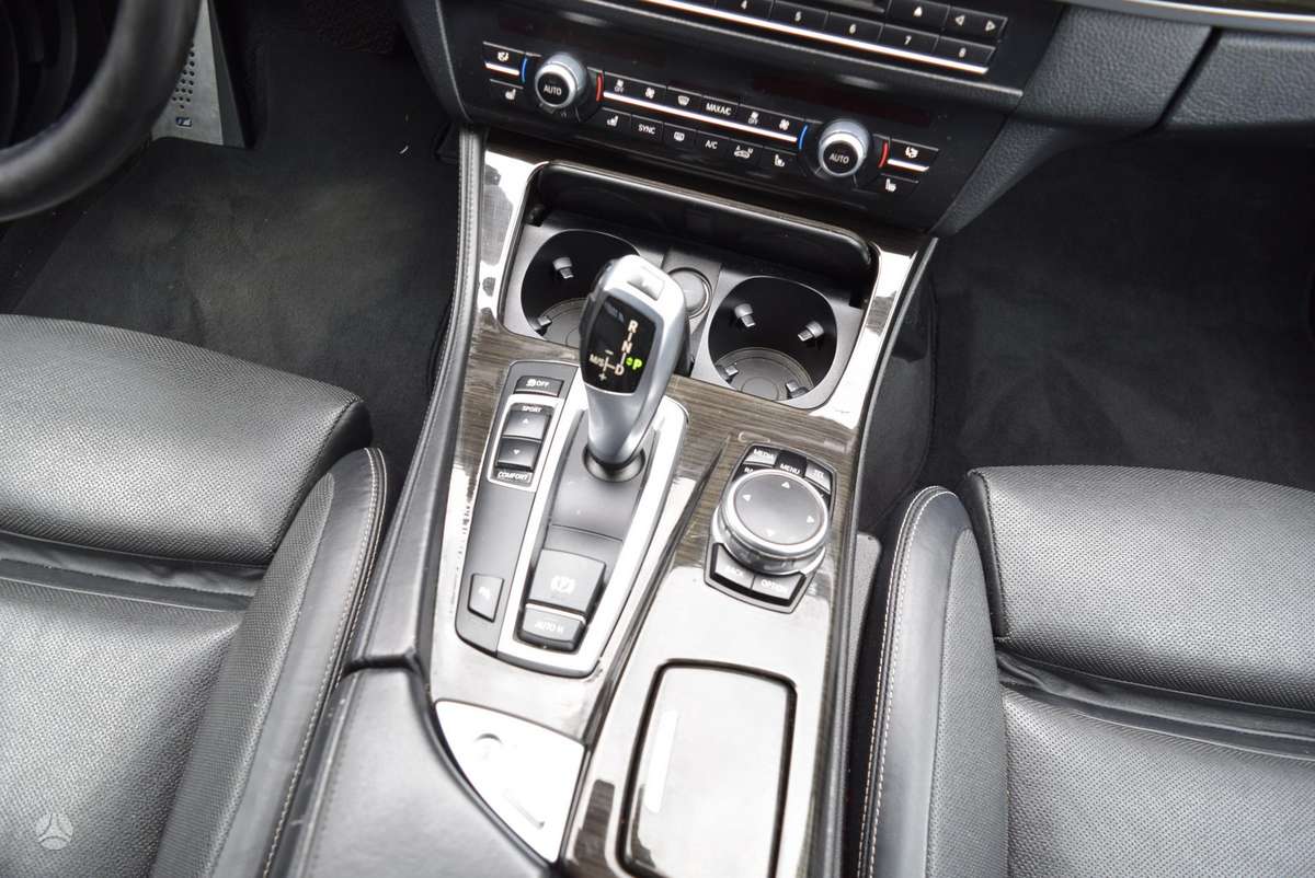 BMW 535, 3.0 l., Седан