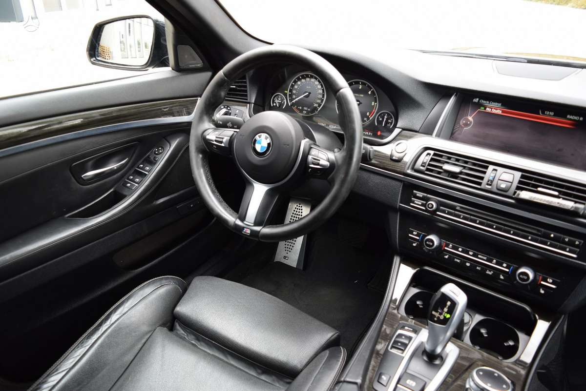 BMW 535, 3.0 l., Седан