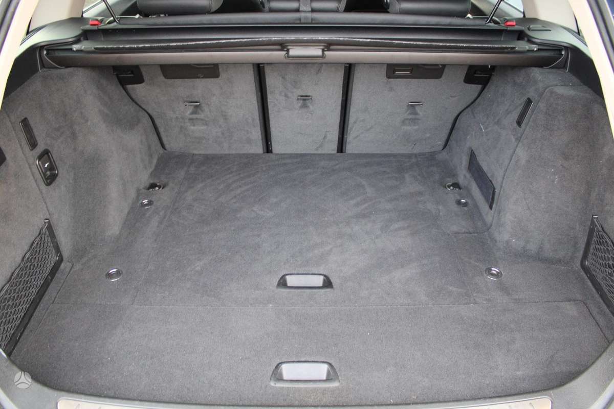 BMW 330, 3.0 l., Универсал