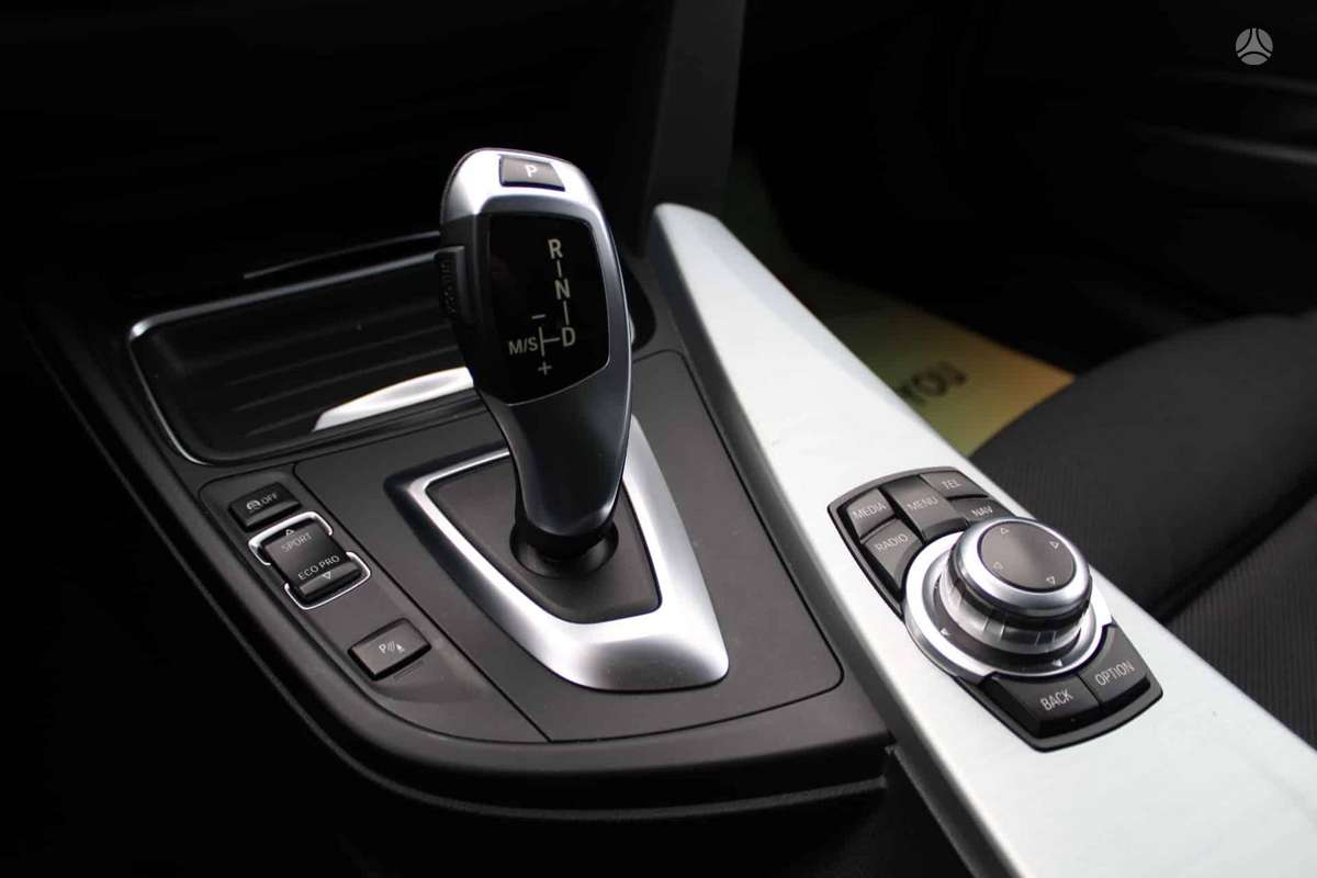 BMW 330, 3.0 l., Универсал