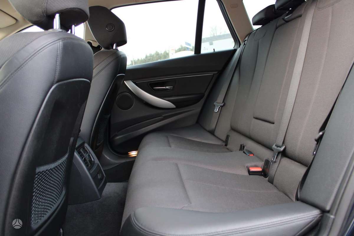 BMW 330, 3.0 l., Универсал
