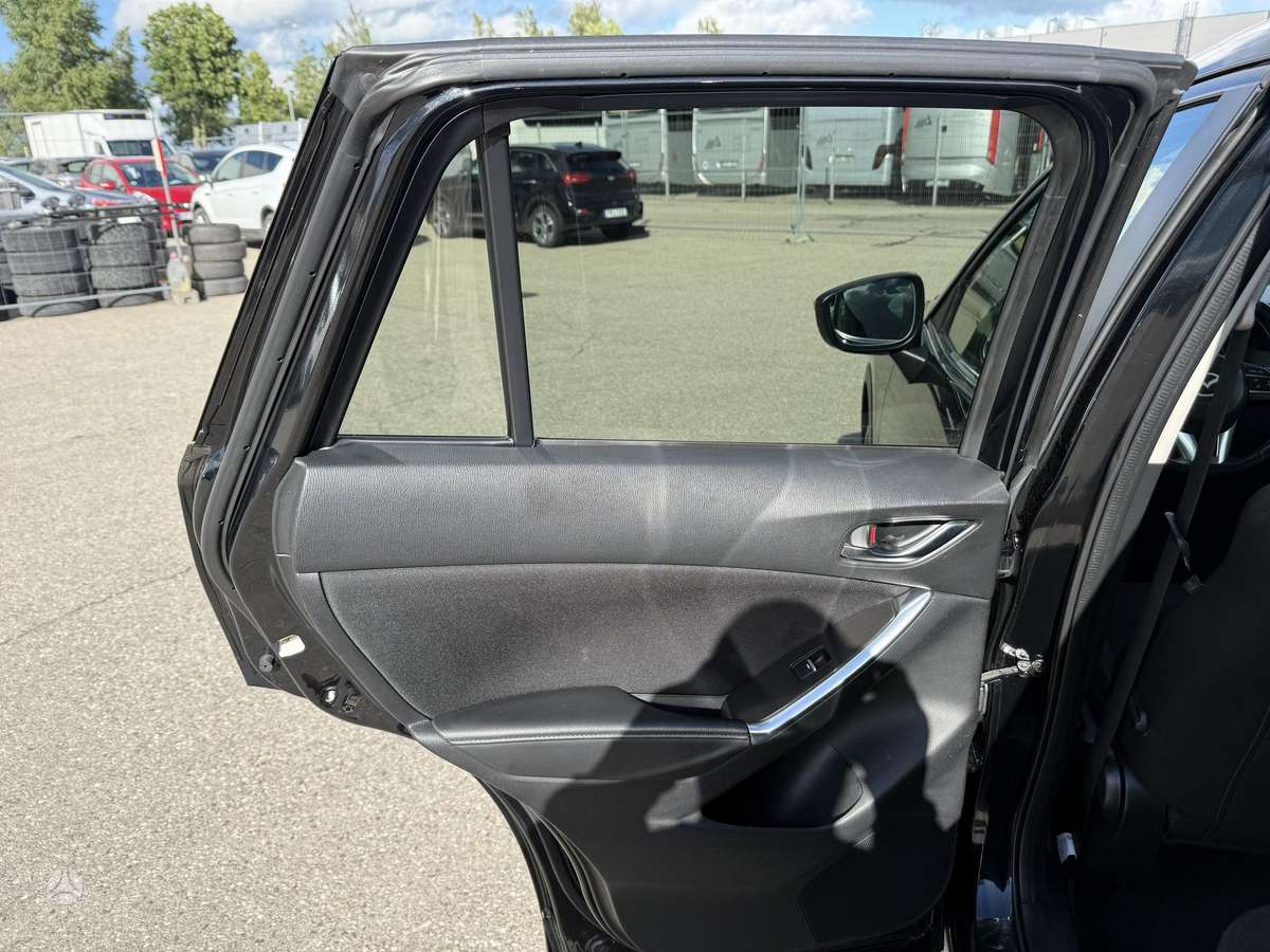 Mazda CX-5, 2.2 l., Внедорожник / Кроссовер