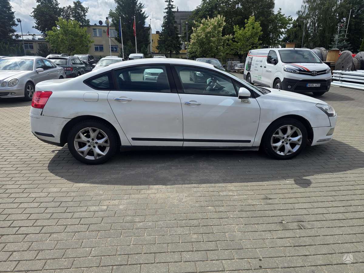 Citroen C5, 1.6 l., Седан