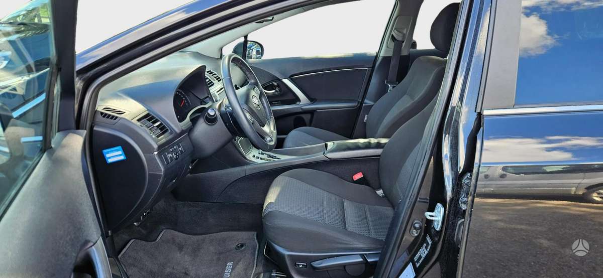 Toyota Avensis, 2.2 l., Универсал