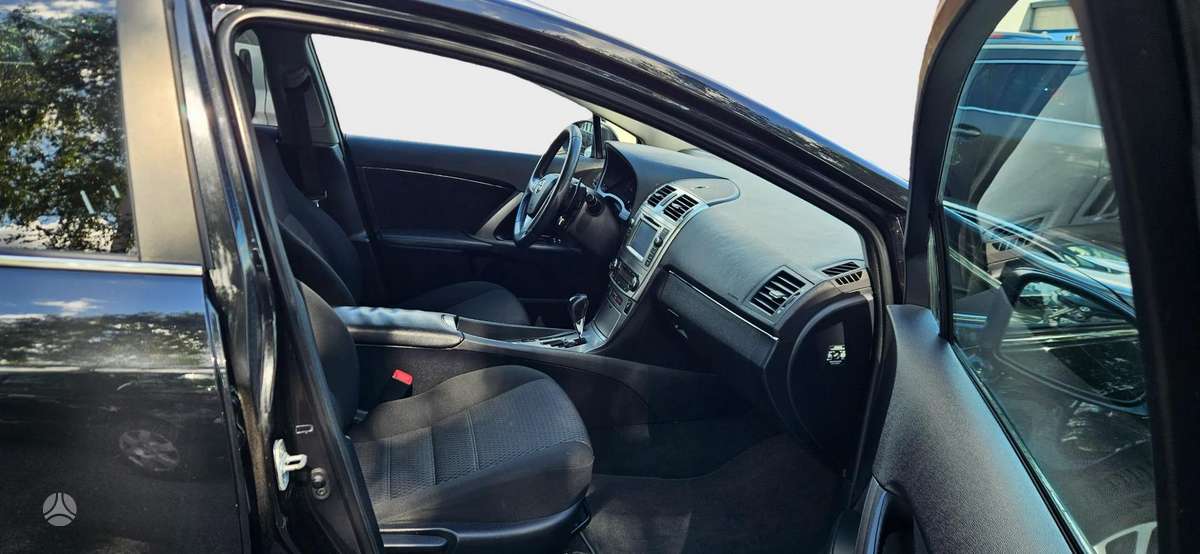 Toyota Avensis, 2.2 l., Универсал