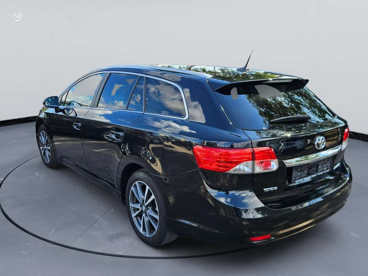 Toyota Avensis, 2.2 l., Универсал