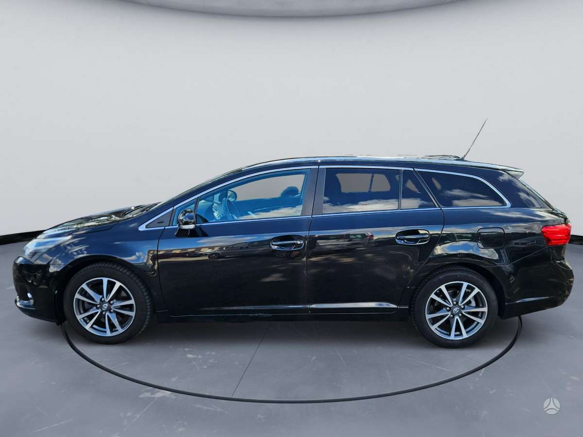 Toyota Avensis, 2.2 l., Универсал