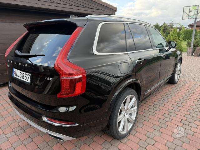 Volvo XC90 - 5