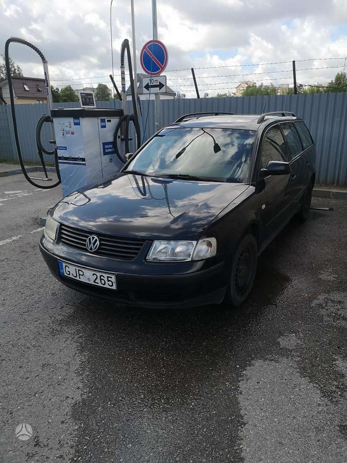 Volkswagen Passat - 2