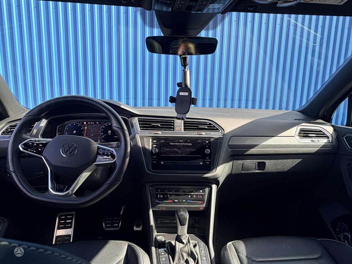 Volkswagen Tiguan Allspace - 9