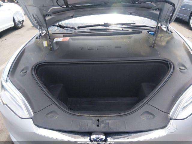 Tesla Model S, saloon / sedan