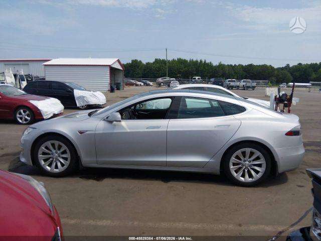 Tesla Model S, saloon / sedan