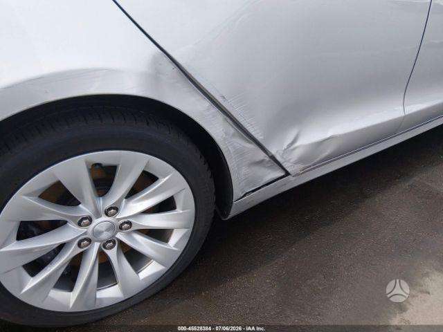 Tesla Model S, saloon / sedan
