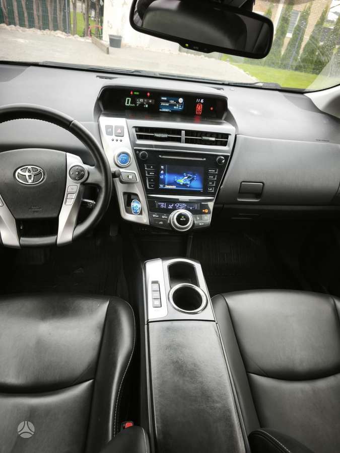 Toyota Prius+ - 6