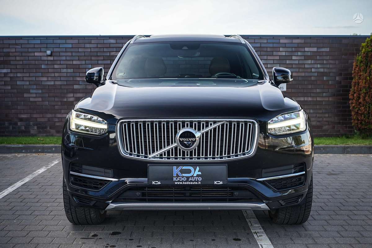 Volvo XC90 - 2