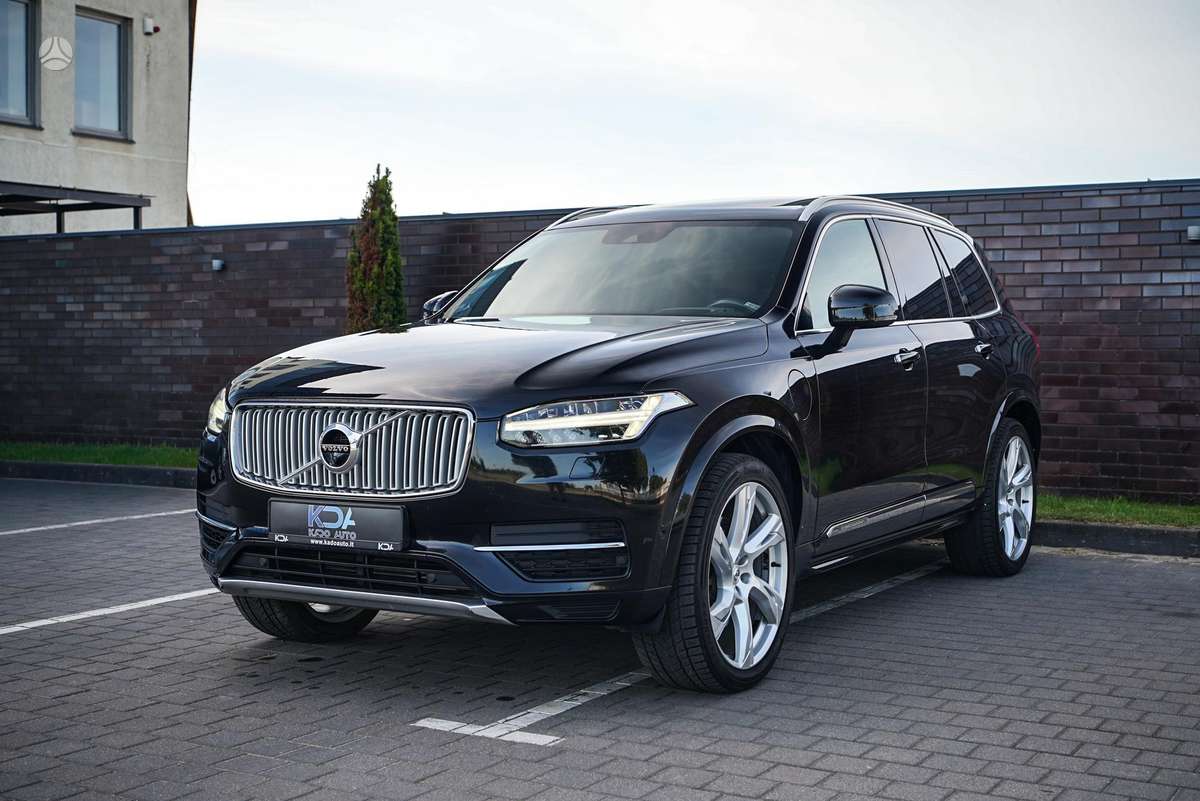 Volvo XC90 - 3