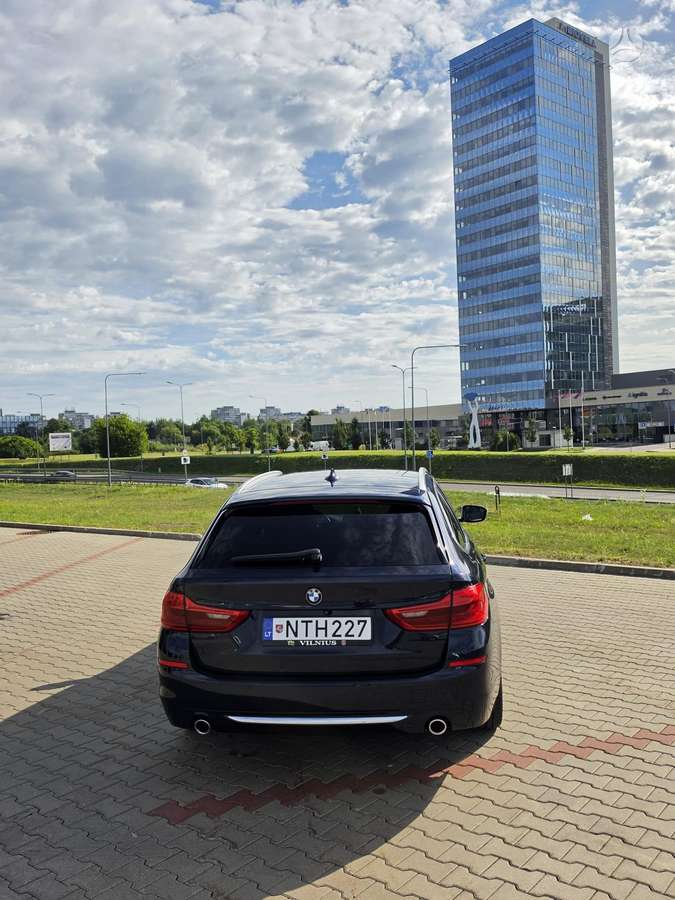 BMW 520, 2.0 l., wagon