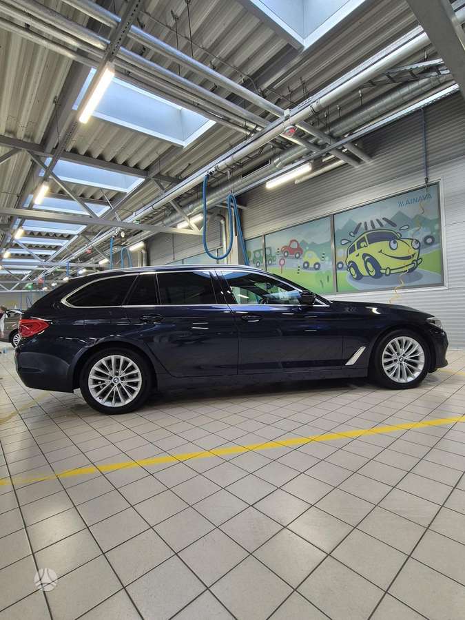 BMW 520, 2.0 l., wagon