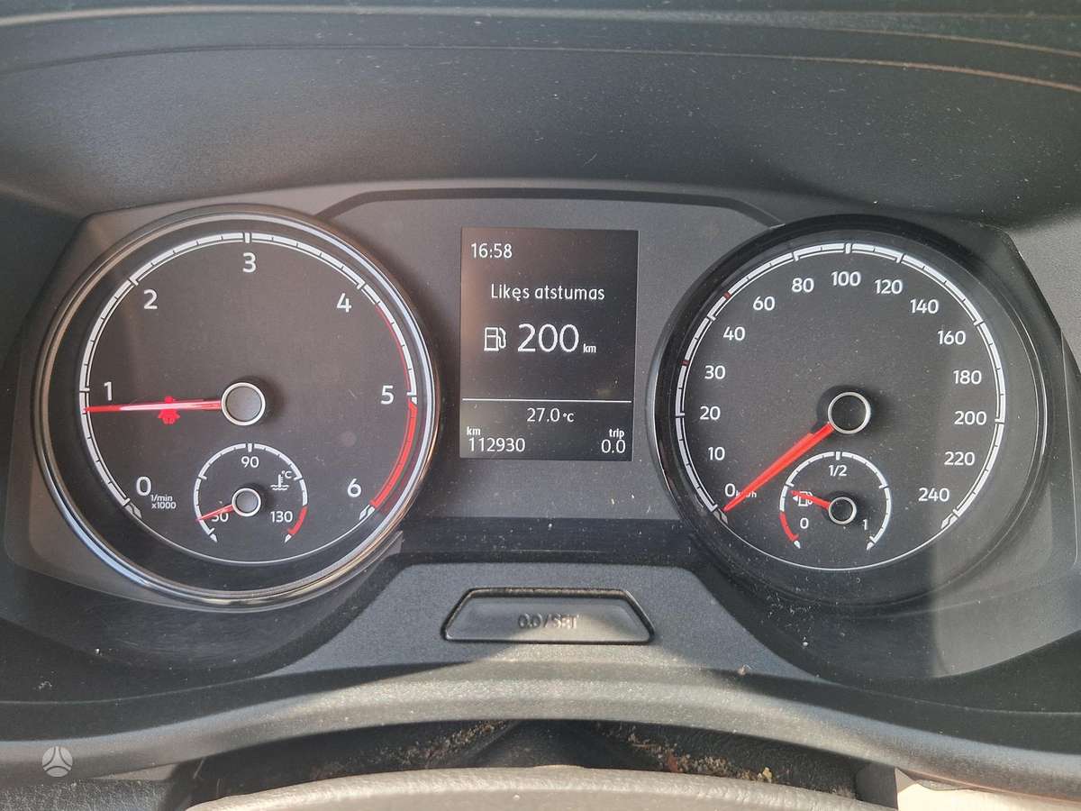 Volkswagen Transporter - 12