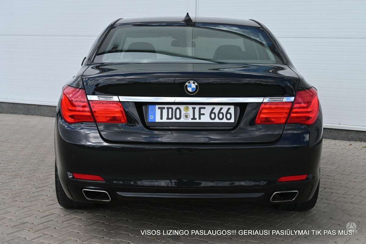 BMW 740, 3.0 l., Седан