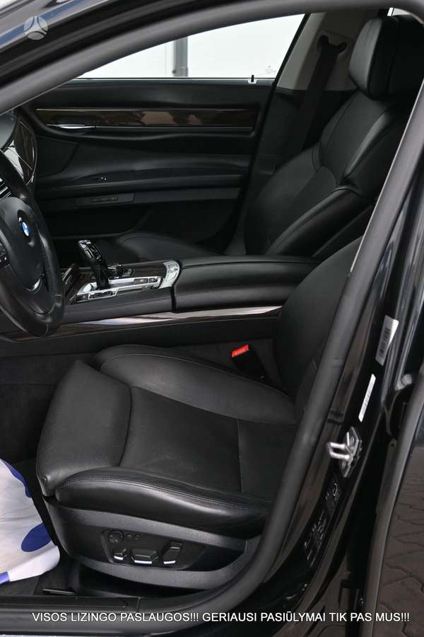 BMW 740, 3.0 l., Седан
