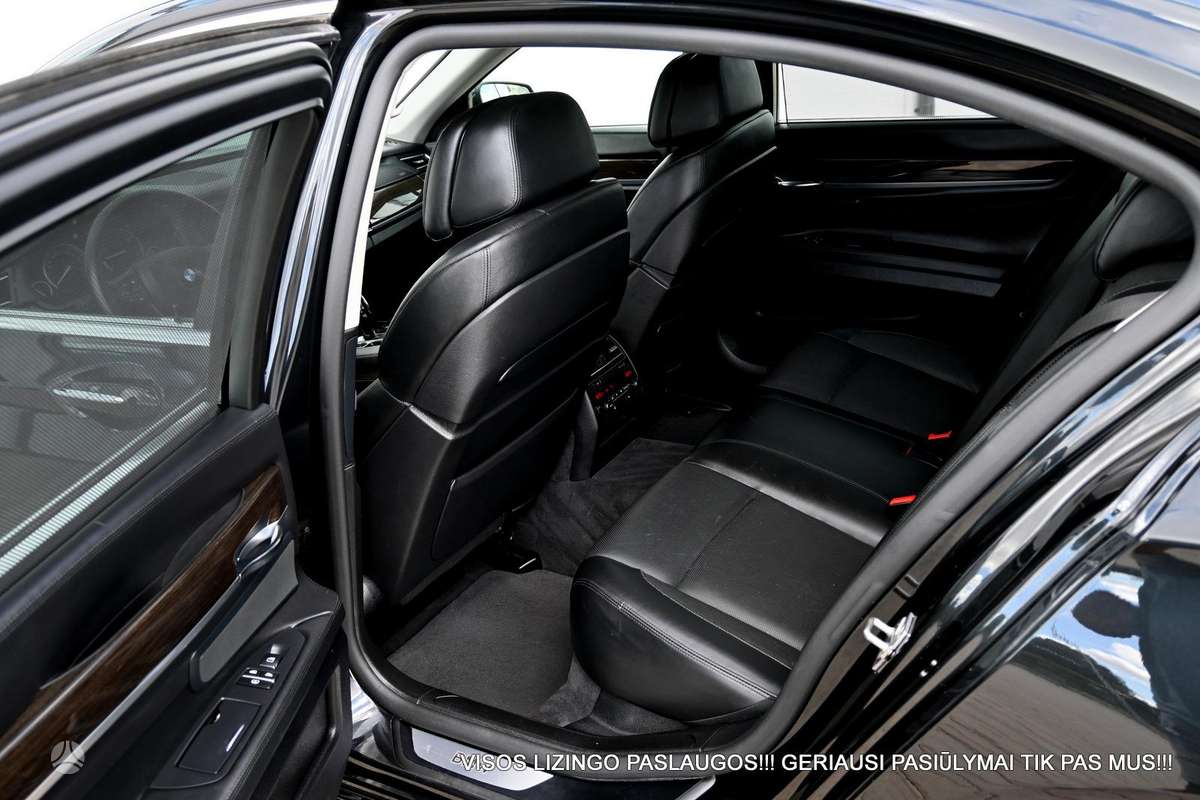 BMW 740, 3.0 l., Седан