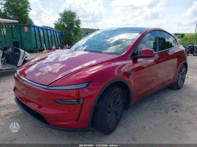 Tesla Model Y, off-road / crossover