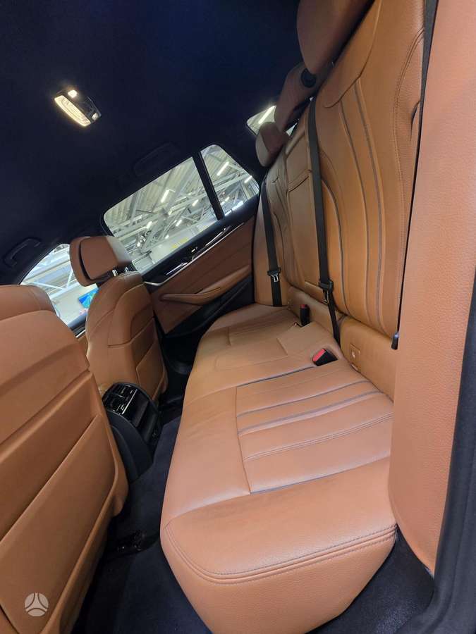 BMW 520, 2.0 l., Универсал