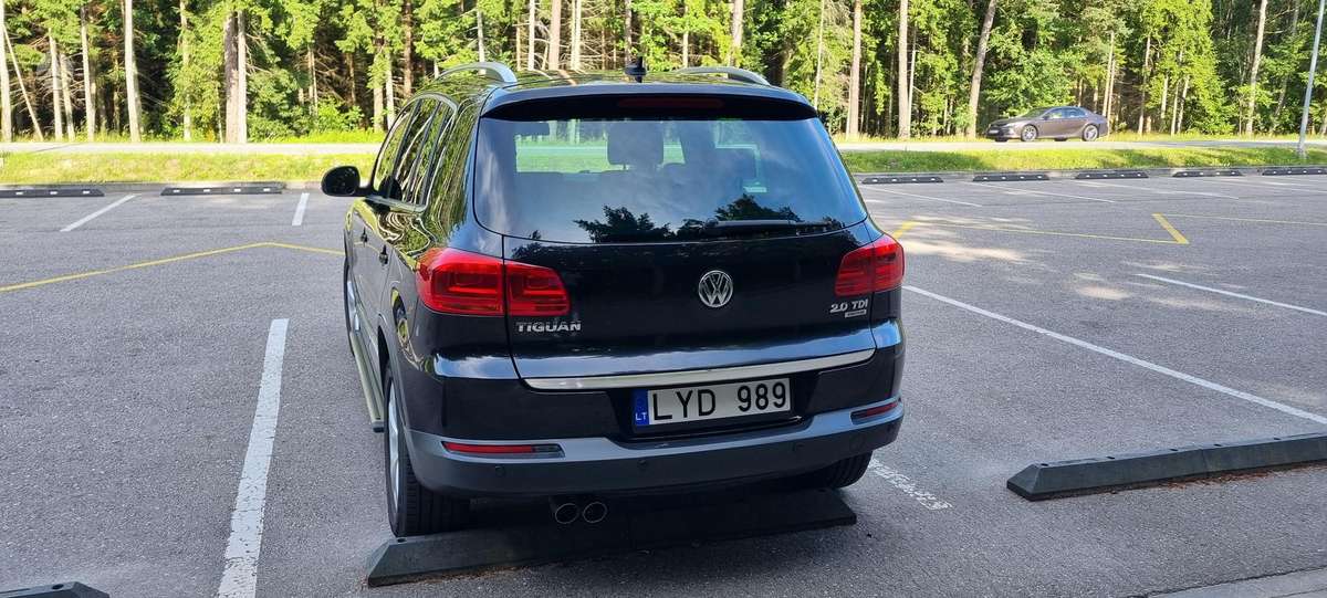 Volkswagen Tiguan - 6